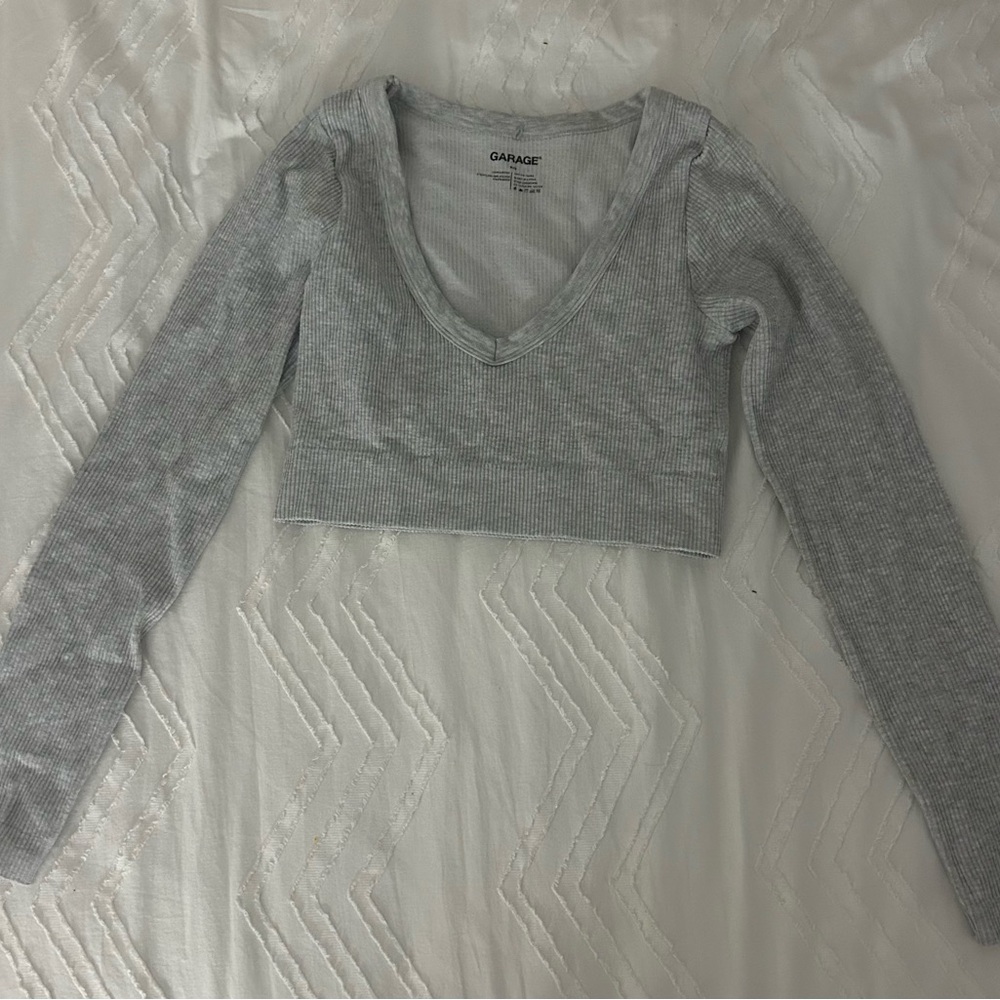 Garage Women's V-Neck Ribbed Crop Tops - Cream, Gray, Dark Grey - Picture 2 of 8